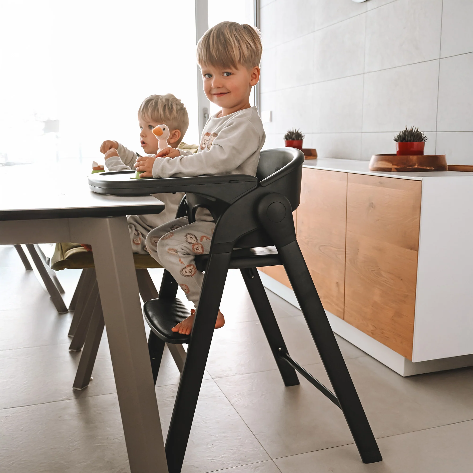 Luxe Kinderstoel Zwart - Image 3